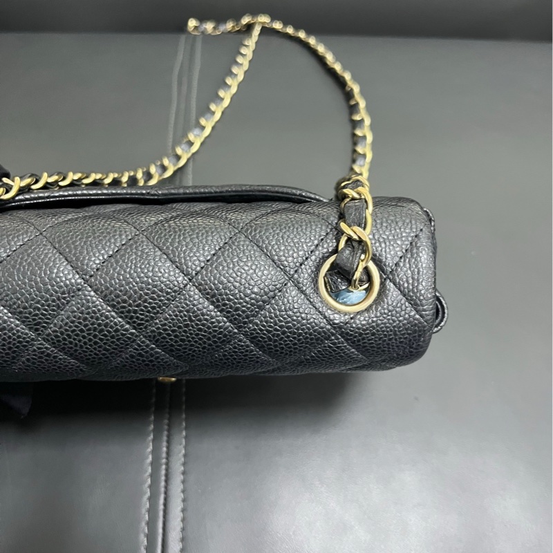 Chanel Classic Flap Mini Caviar Leather x Ghw-7