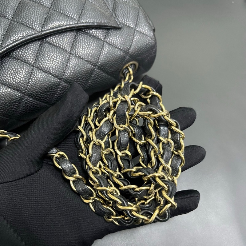 Chanel Classic Flap Mini Caviar Leather x Ghw-16