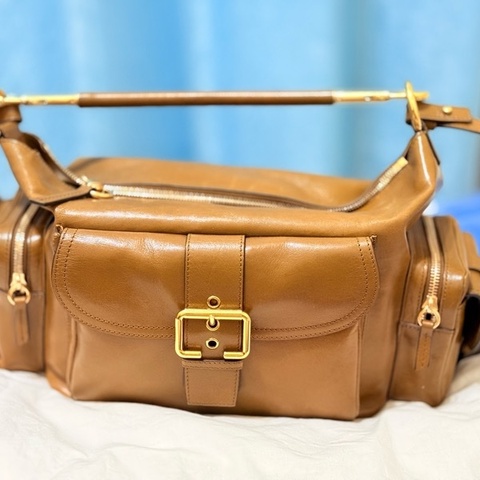 Chloé 小型亮面水牛皮 Camera 相機包