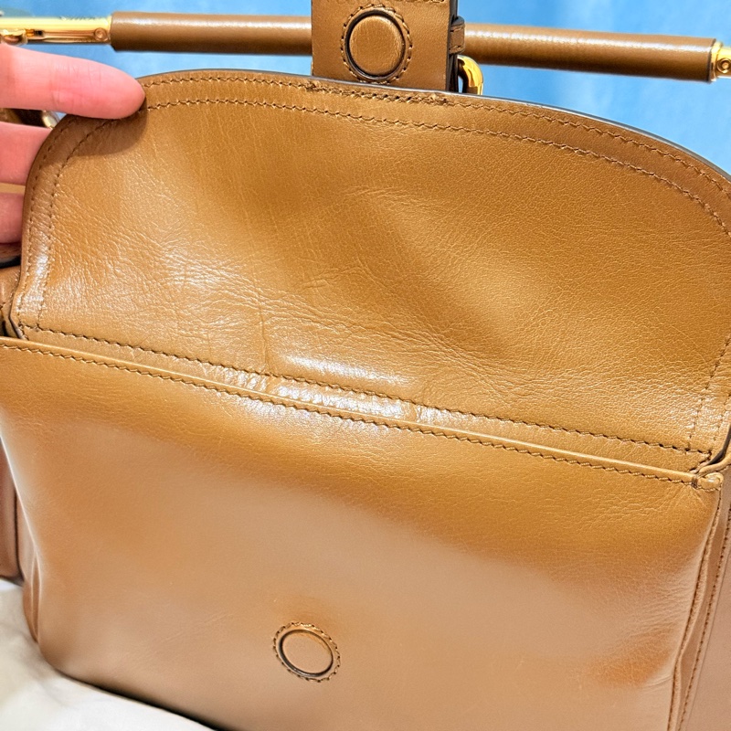 Chloé 小型亮面水牛皮 Camera 相機包-8