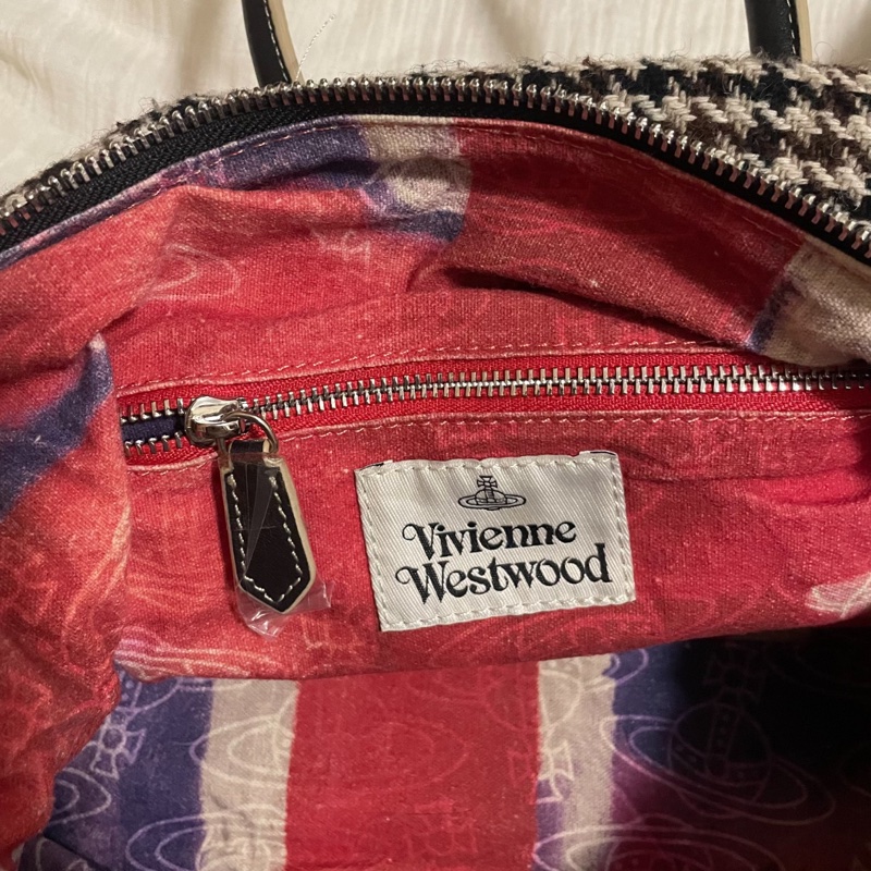 【搖滾起來🤟🏻人生中第一個輕奢包包❤️】Vivienne Westwood毛呢Shirley Medium Yasmine 手提包-5