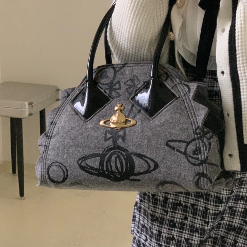 【復古反叛✨全網最低價❗️】西太后 Vintage Vivienne Westwood 正品絕版 毛氈保齡球包-2