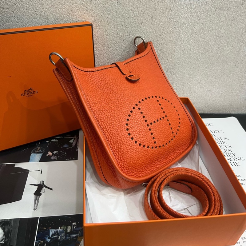 【幾乎全新❗️愛馬仕橙🧡全網最低價】HERMES愛馬仕 Evelyne Mini 伊芙琳 16 愛馬仕橙-2