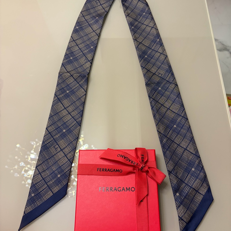 Ferragamo 全新長35cm twilly絲巾-0