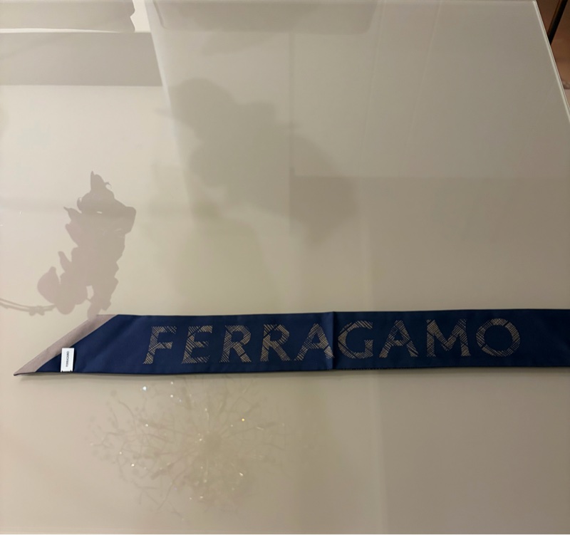 Ferragamo 全新長35cm twilly絲巾-3