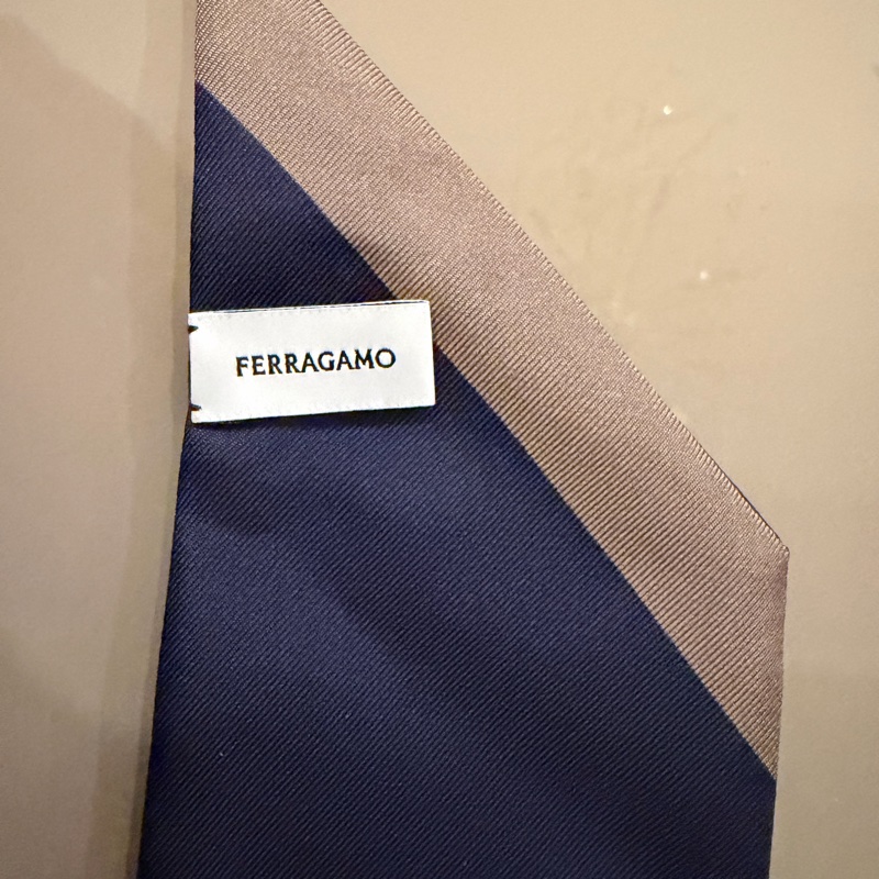 Ferragamo 全新長35cm twilly絲巾-4