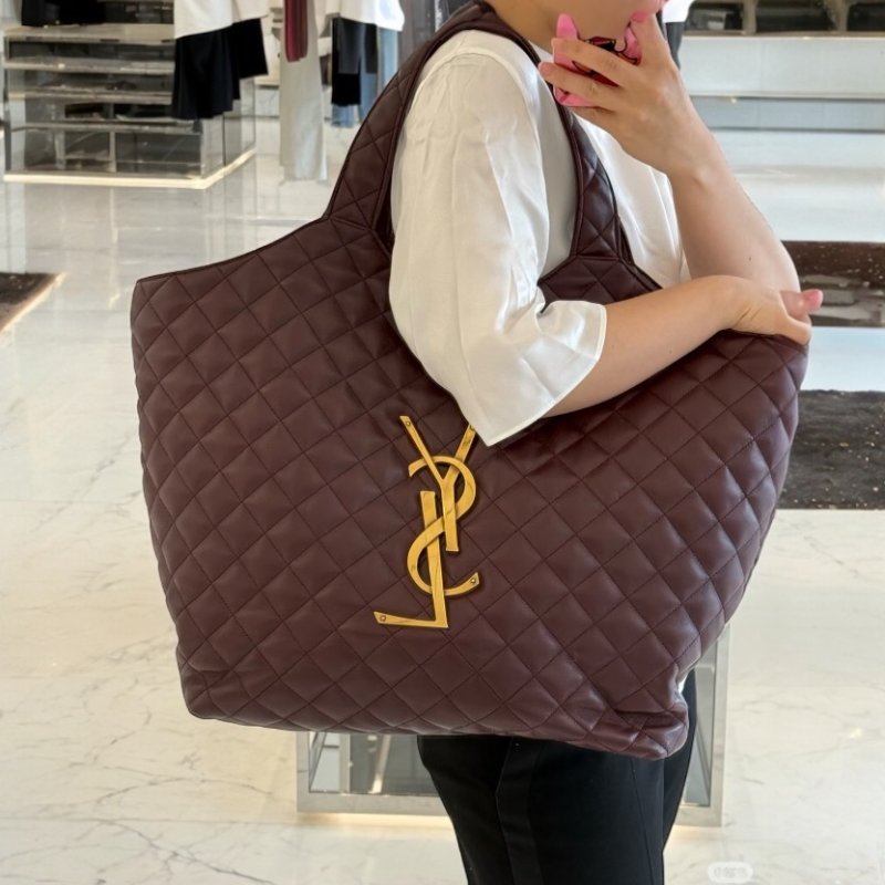 ✨2026季度全新✨Saint Laurent 698651 YSL Icare 絎縫小羊皮超大型購物包 卡本內酒紅色-1