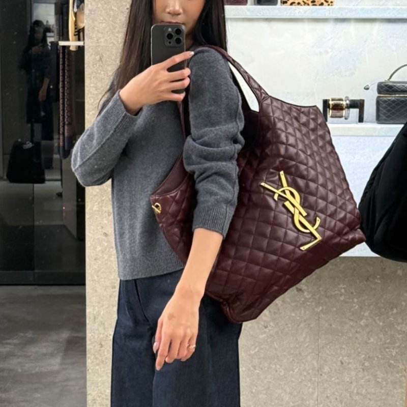 ✨2026季度全新✨Saint Laurent 698651 YSL Icare 絎縫小羊皮超大型購物包 卡本內酒紅色-4