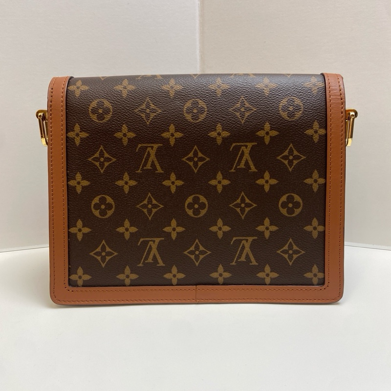 LV/路易威登 达芙妮中号 20年带芯片 99新 尺寸:25×10×19-2