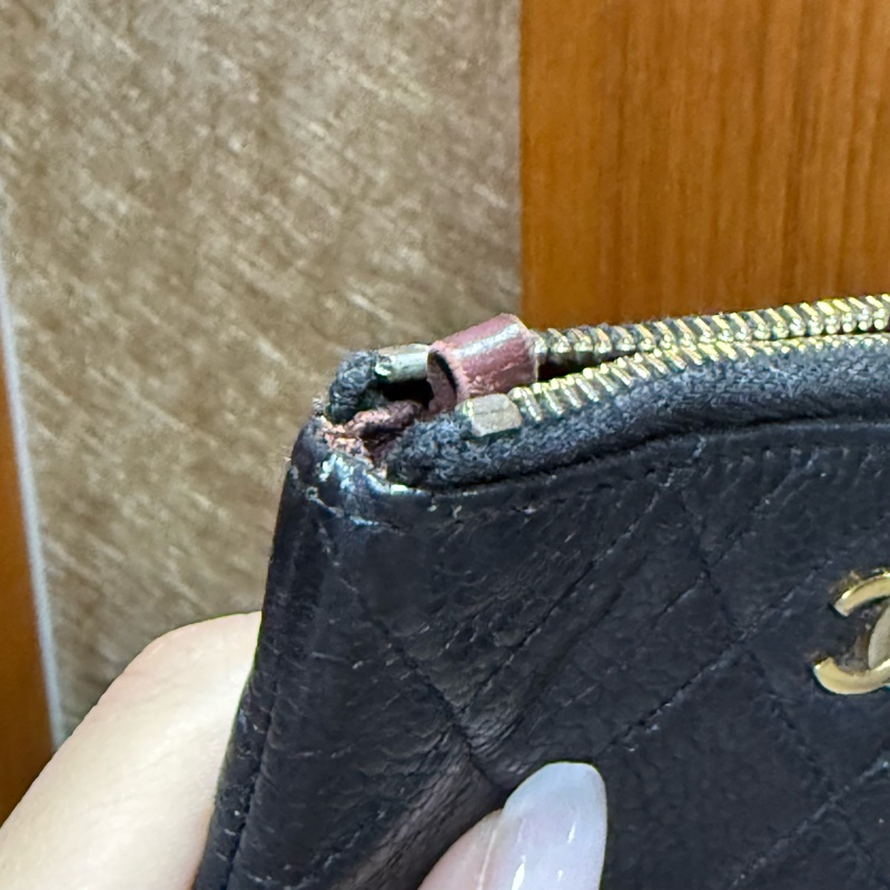 chanel 香奈兒 零錢包 黑色 一字零錢包 小廢包 黑金 附防塵袋 副廠鏈子 出清-16