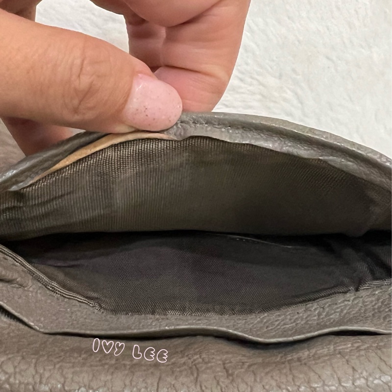 MIU MIU 雙拼色 灰棕 三折中夾 短夾 正品 二手精品-13