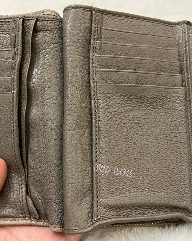 MIU MIU 雙拼色 灰棕 三折中夾 短夾 正品 二手精品-27