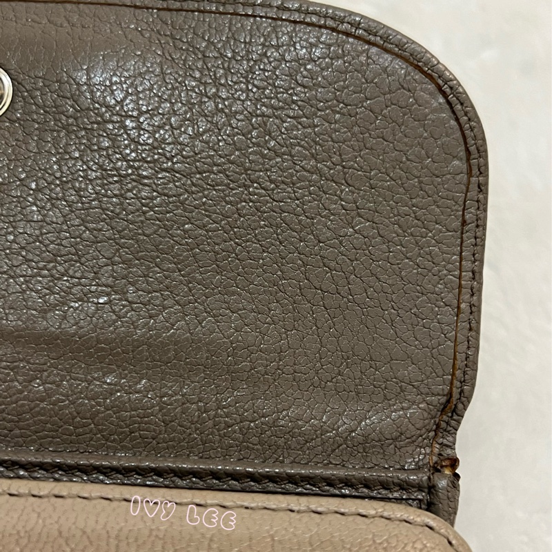 MIU MIU 雙拼色 灰棕 三折中夾 短夾 正品 二手精品-32