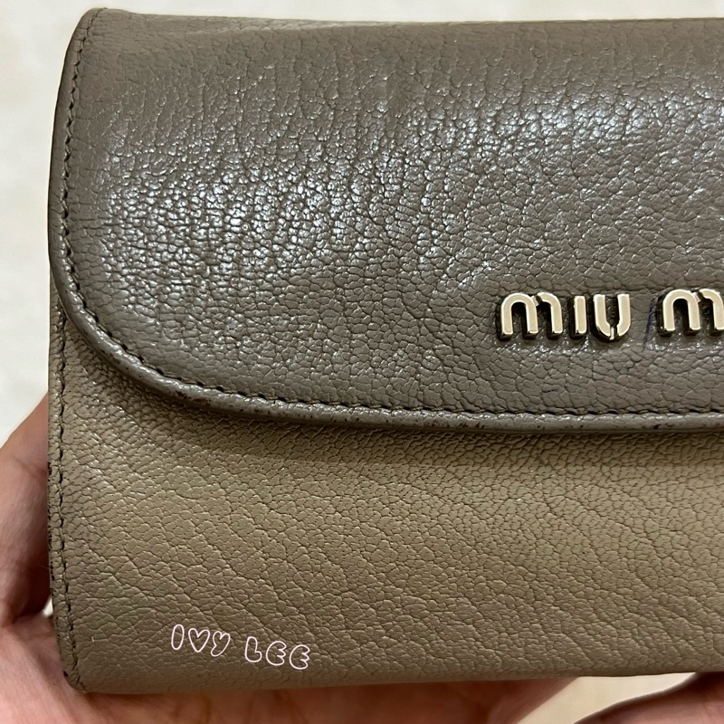 MIU MIU 雙拼色 灰棕 三折中夾 短夾 正品 二手精品-35