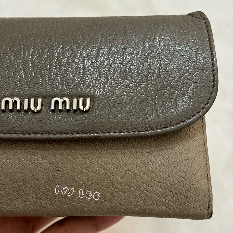 MIU MIU 雙拼色 灰棕 三折中夾 短夾 正品 二手精品-36