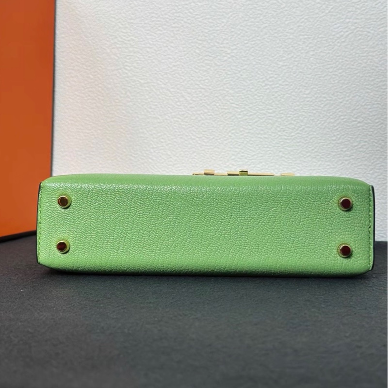 爱马仕mini Verrou 手枪包 牛油果金扣 山羊皮I-7