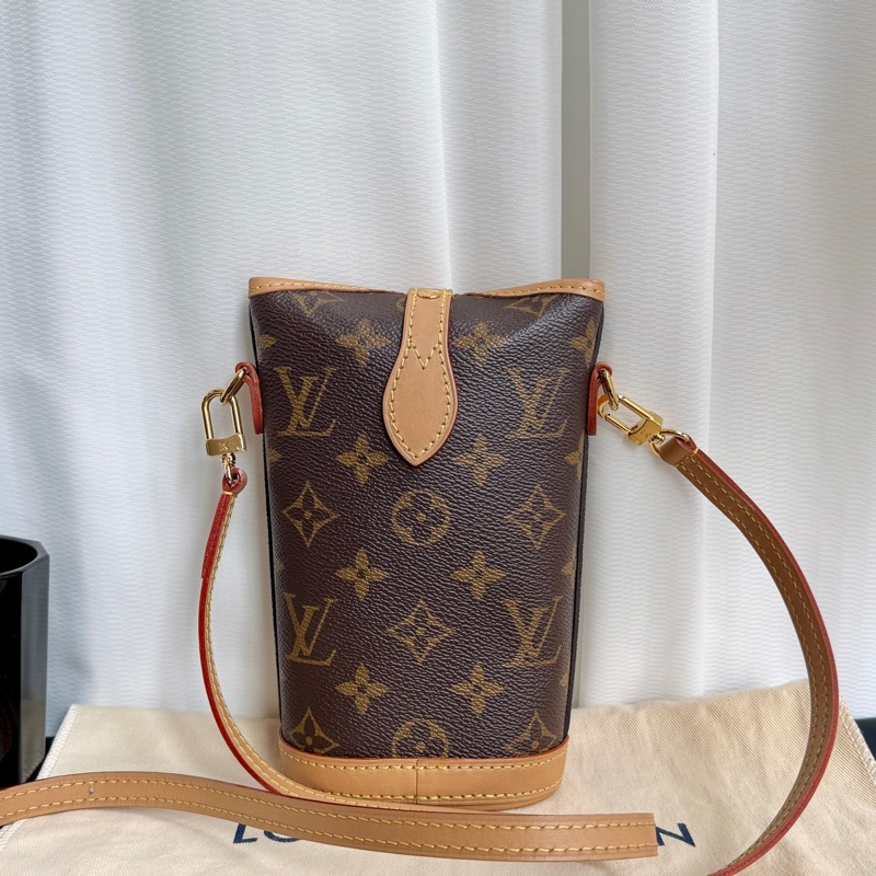 路易威登LV老花迷你薯條包手機包單肩斜挎包14.5 x 18 x 6.5-0