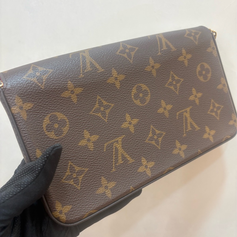 Louis Vuitton 老花 三合一 WOC-4
