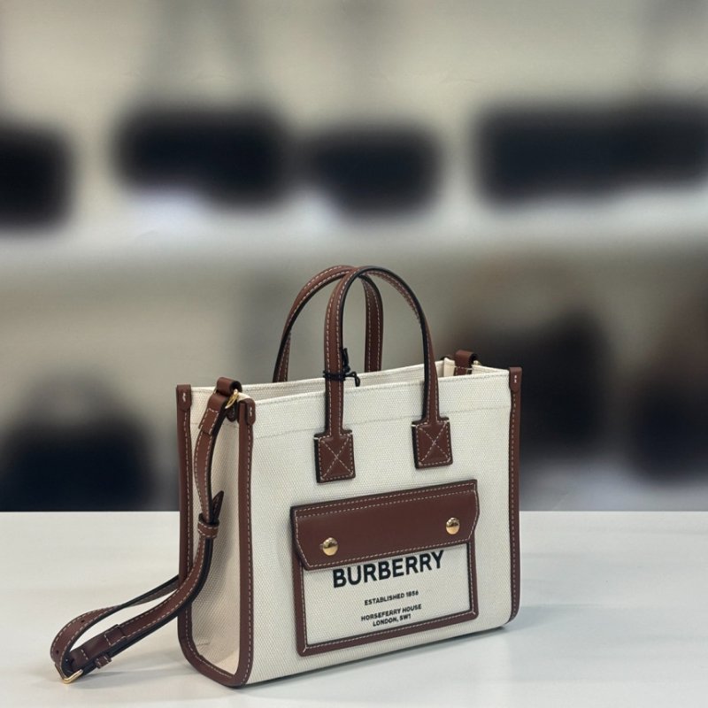 ⏰限時特賣價🌺Burberry 80441431 Freya 迷你雙色帆布拚皮芙蕾雅包 付長肩帶 棕色-4