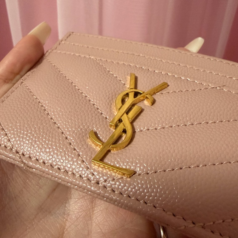 YSL 粉色卡夾-1