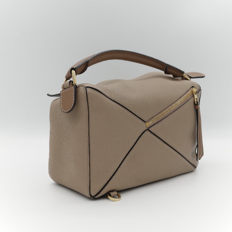 Loewe 羅威 Puzzle 中型 大象灰 奶咖色 牛皮 拼圖包 斜挎包 單肩包-5