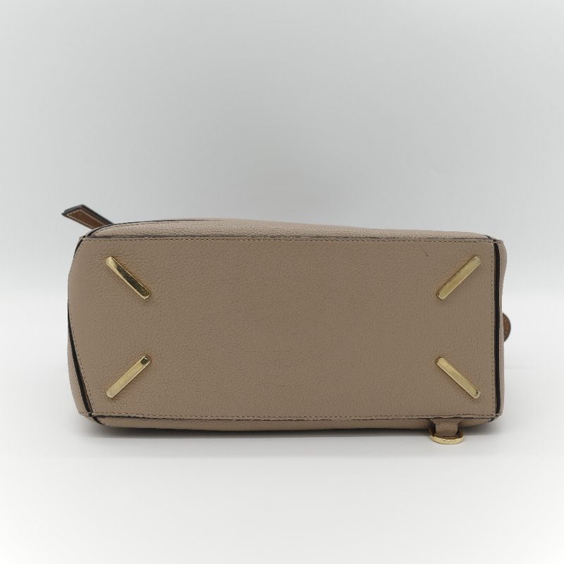 Loewe 羅威 Puzzle 中型 大象灰 奶咖色 牛皮 拼圖包 斜挎包 單肩包-7