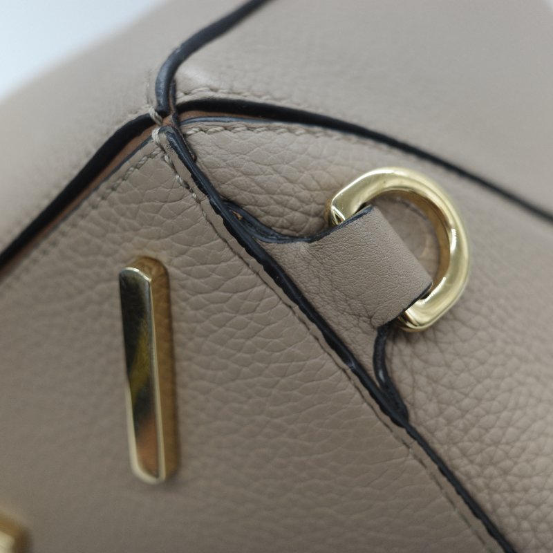 Loewe 羅威 Puzzle 中型 大象灰 奶咖色 牛皮 拼圖包 斜挎包 單肩包-11