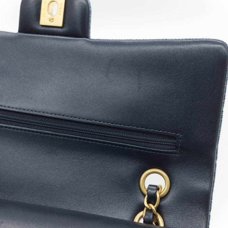 24春夏款♥️ Chanel 香奈兒  CF25 中型 牛仔丹寧 漸變色 羊皮內裡 鏈條包 斜挎包 口蓋包-23