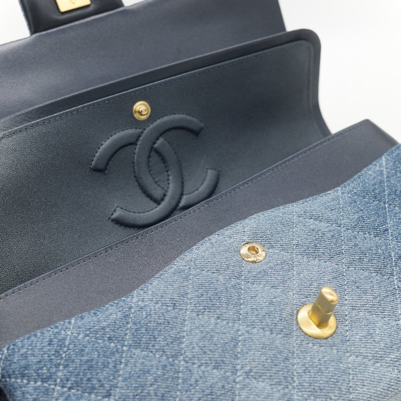 24春夏款♥️ Chanel 香奈兒  CF25 中型 牛仔丹寧 漸變色 羊皮內裡 鏈條包 斜挎包 口蓋包-26