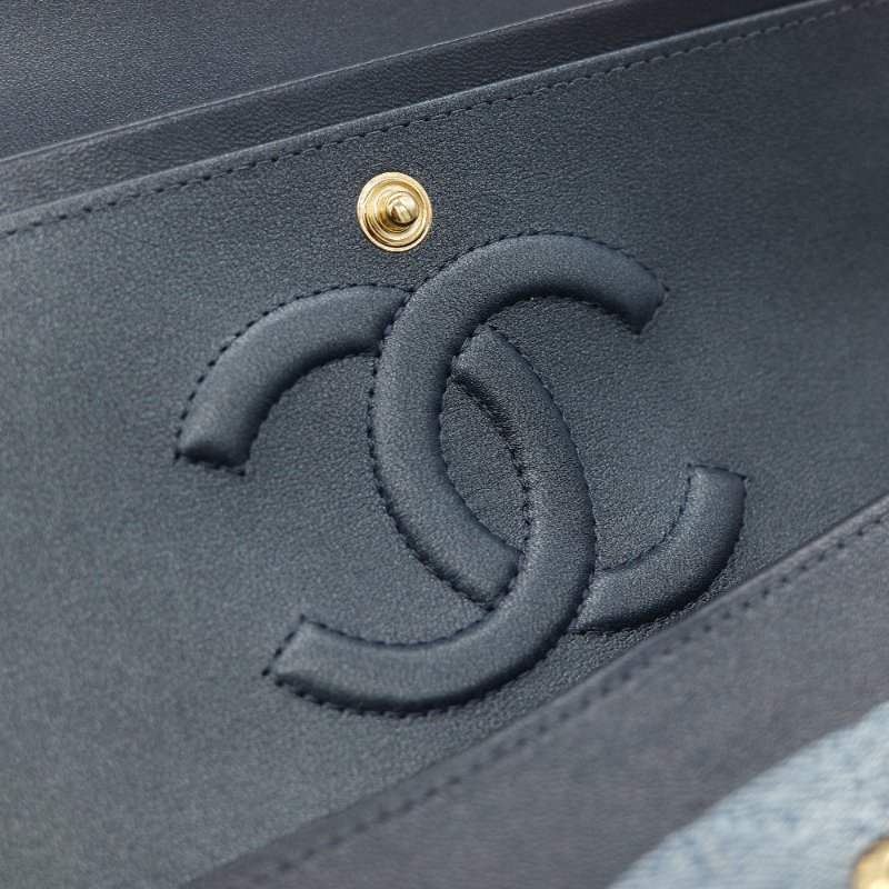 24春夏款♥️ Chanel 香奈兒  CF25 中型 牛仔丹寧 漸變色 羊皮內裡 鏈條包 斜挎包 口蓋包-28