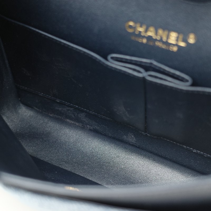 24春夏款♥️ Chanel 香奈兒  CF25 中型 牛仔丹寧 漸變色 羊皮內裡 鏈條包 斜挎包 口蓋包-31