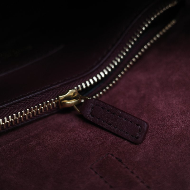 Saint Laurent 聖羅蘭 LE 5 À 7小型 粒面牛皮革 復古酒紅 柔軟手袋 單肩包 Hobo 包 托特包|專櫃85,100-23