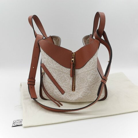 Loewe 羅威 Hammock 吊床包 Anagram 奶白色 提花 焦糖色牛皮 單肩包 斜挎包