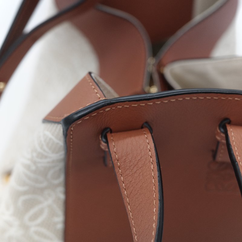 Loewe 羅威 Hammock 吊床包 Anagram 奶白色 提花 焦糖色牛皮 單肩包 斜挎包-17