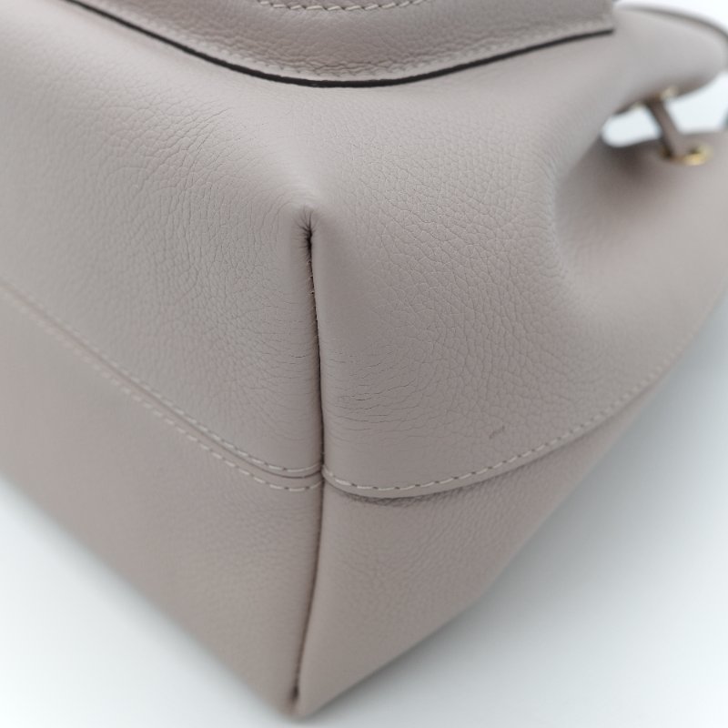 Louis Vuitton 路易威登 Lockme 粒面牛皮 淡粉色 天空藍 手提包 水桶包 單肩包-10