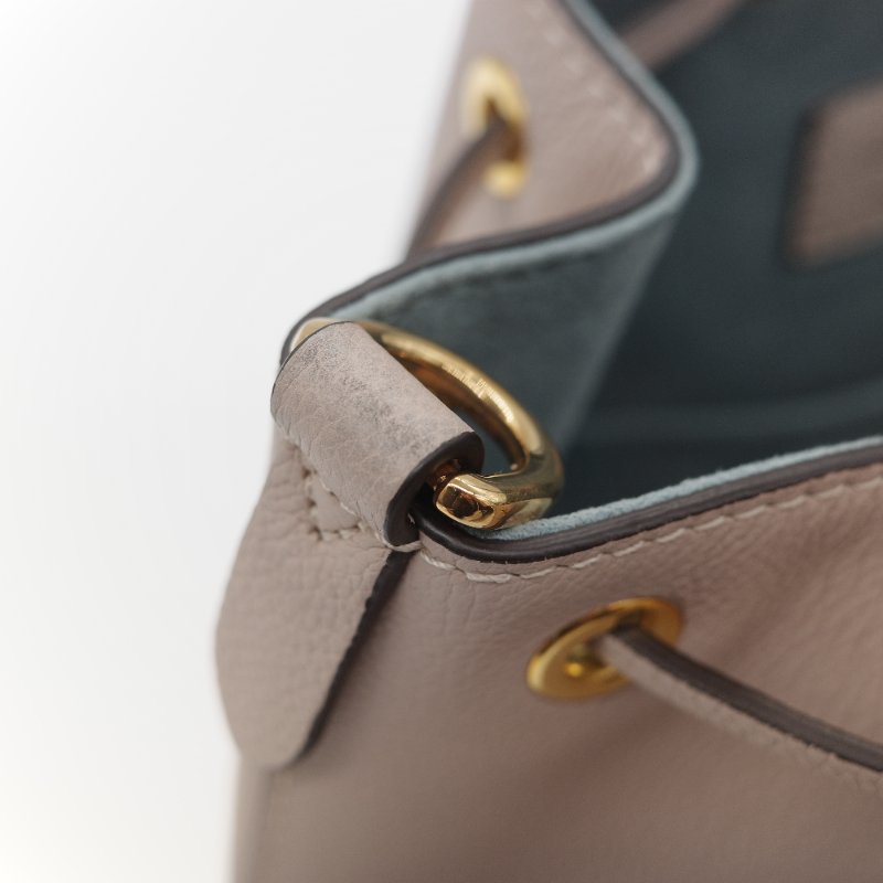 Louis Vuitton 路易威登 Lockme 粒面牛皮 淡粉色 天空藍 手提包 水桶包 單肩包-26