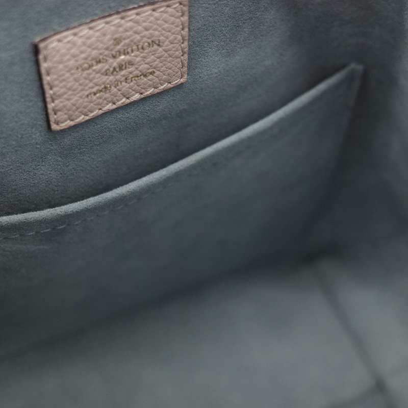 Louis Vuitton 路易威登 Lockme 粒面牛皮 淡粉色 天空藍 手提包 水桶包 單肩包-28