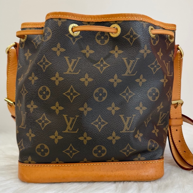 路易威登/Louis Vuitton noe bb 編碼芯片款 抽繩水桶 金色五金配件 抽繩閉合-1