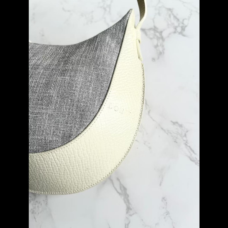 【LA LUNE】稀有中古包 Loewe白灰拼皮半月流浪包 腋下包 側背包 單肩包 二手-5