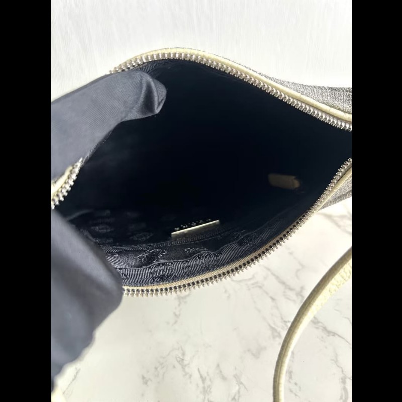 【LA LUNE】稀有中古包 Loewe白灰拼皮半月流浪包 腋下包 側背包 單肩包 二手-6