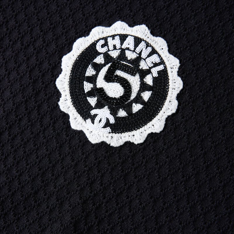 ❤️CHANEL 經典No. 5 黑色針織上衣-2