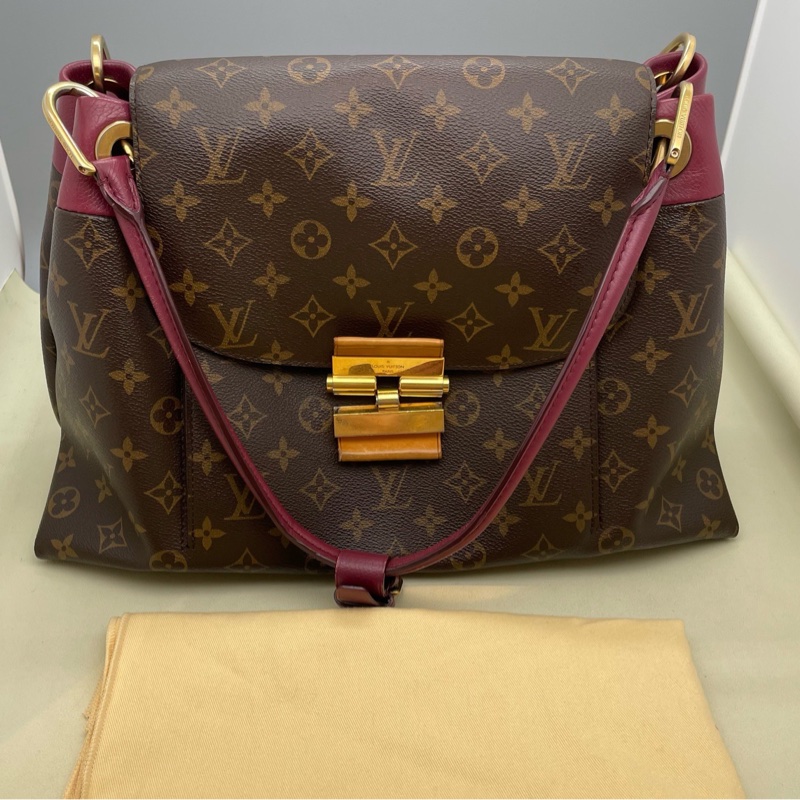 LouisVuitton 路易威登 Olympe老花拼紫腋下包13编码尺寸39.5x26x13cm附件防尘袋-8