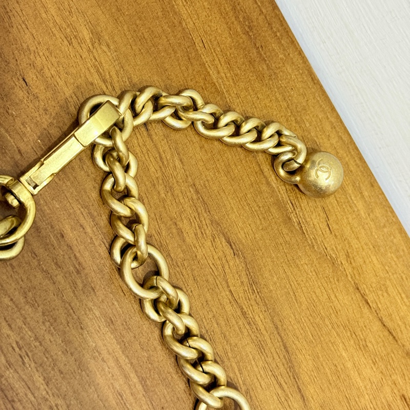 9新✨賠售超甜賣🖤香奈兒 荔枝皮 金珠斜背卡包 斜背錢包 可斜背也可腰鏈包-29