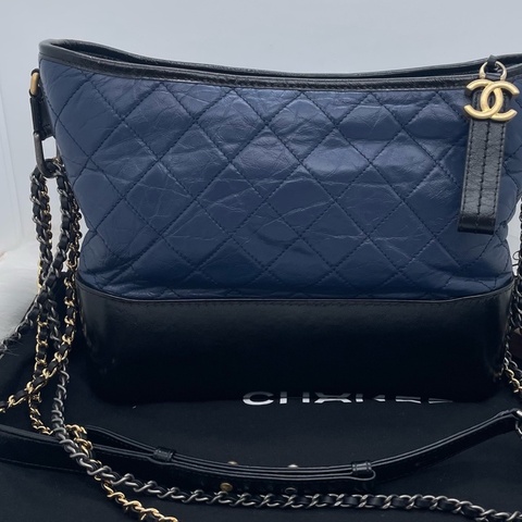 香奈兒/Chanel 深藍色流浪包 大號 尺寸：23✖️28✖️10cm 附件：塵袋