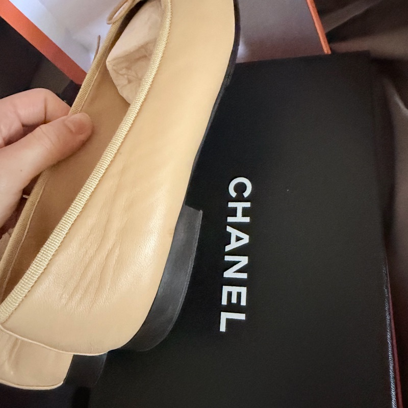 Chanel 經典配色平底鞋-37