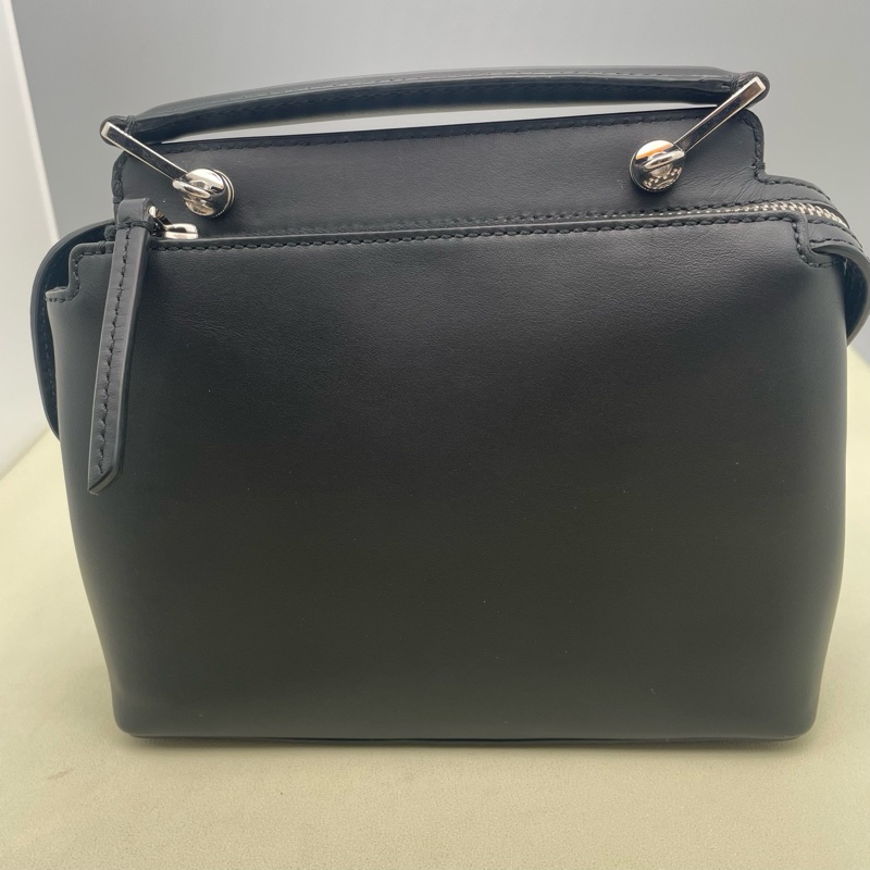 99新芬迪FENDI 黑色睫毛小怪獸手提斜挎包 尺寸23*15*11cm 附件:肩帶-5