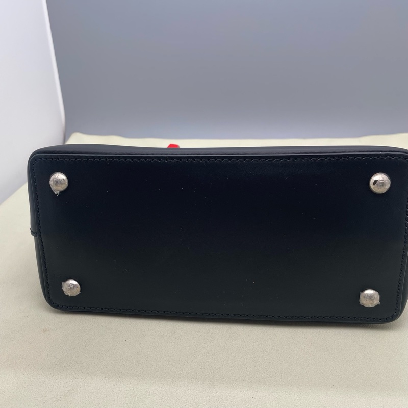 99新芬迪FENDI 黑色睫毛小怪獸手提斜挎包 尺寸23*15*11cm 附件:肩帶-6