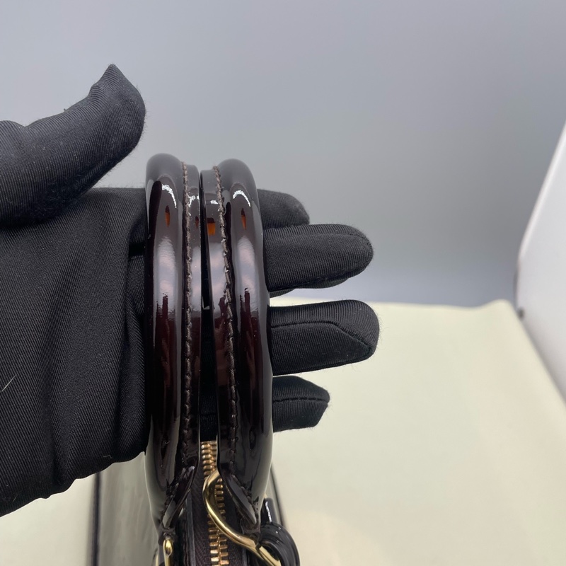 98新路易威登/Louis Vuitton 漆皮 車釐子色 貝殼包尺寸:23 x 11.5 x-7