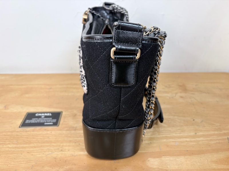 Chanel gabrielle 流浪包中號 黑色毛呢特別款 肩背斜背皆可-29