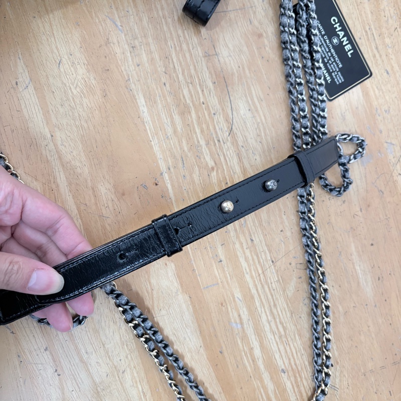 Chanel gabrielle 流浪包中號 黑色毛呢特別款 肩背斜背皆可-35